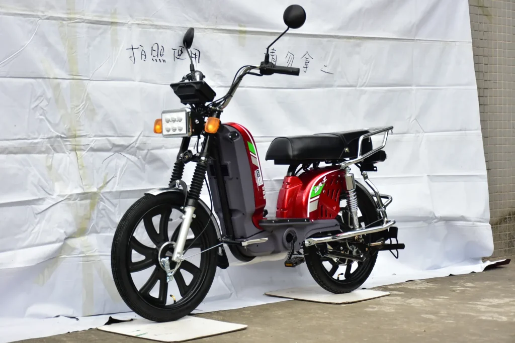 Taicheng TC-CG100-C Chopper Style Cargo E-Moped