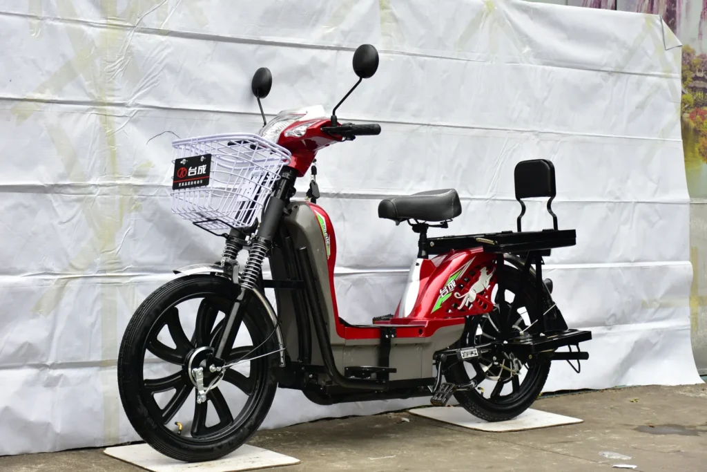 Golden Armor electric cargo e-scooter